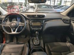 نيسان قاشقاي